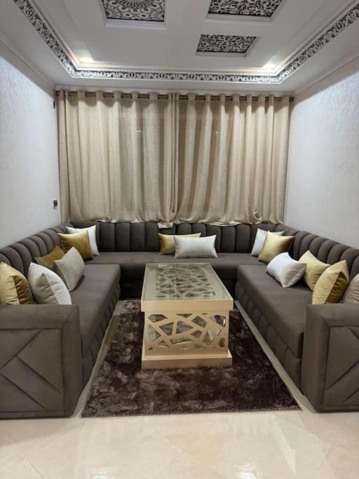 Family-Sized Cosy Apartment LAl-Ara’isz Zewnętrze zdjęcie