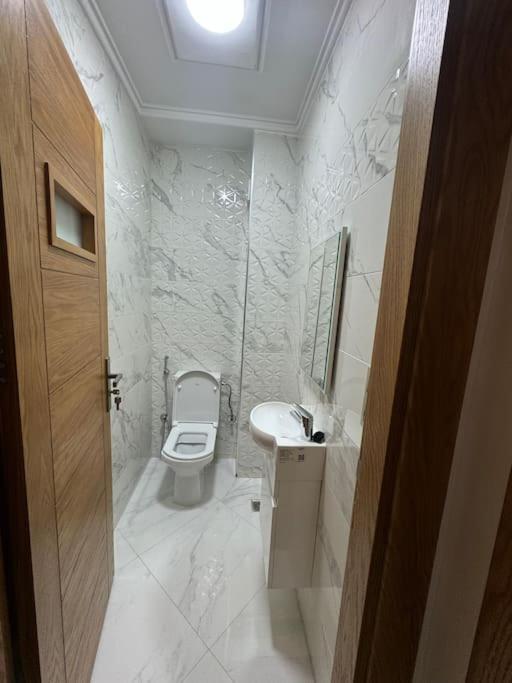 Family-Sized Cosy Apartment LAl-Ara’isz Zewnętrze zdjęcie