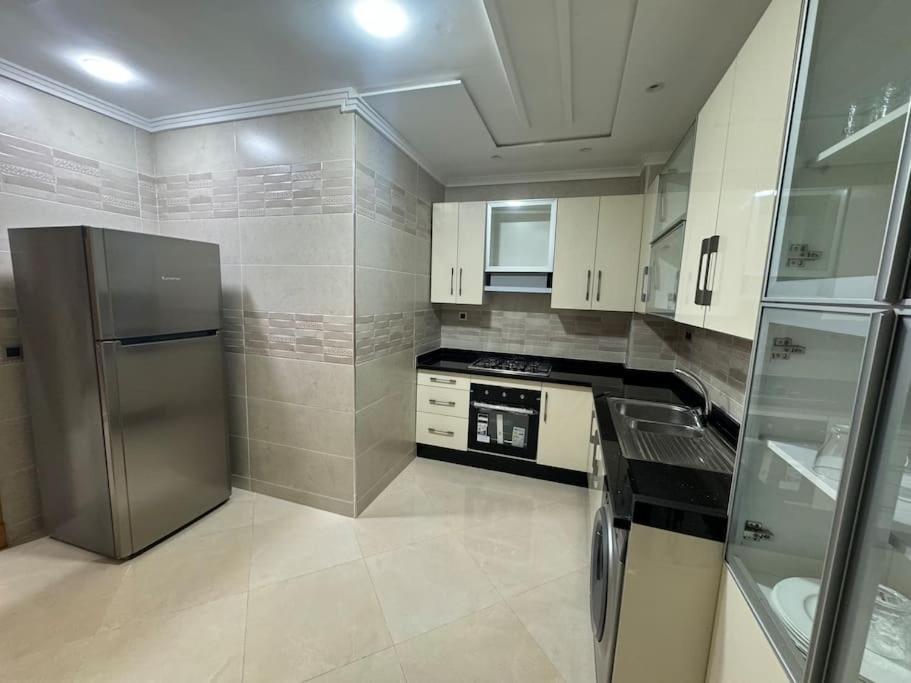 Family-Sized Cosy Apartment LAl-Ara’isz Zewnętrze zdjęcie
